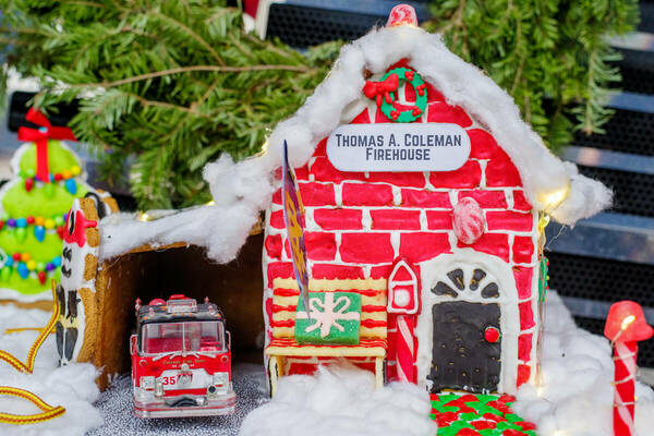 Ndfd Gingerbread House Contest 04 1